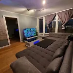 아파트 Beautiful 2-bedroom
