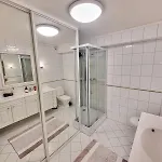 Beautiful 2-bedroom Apartamento *