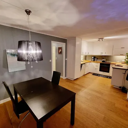 Beautiful 2-bedroom 公寓 *