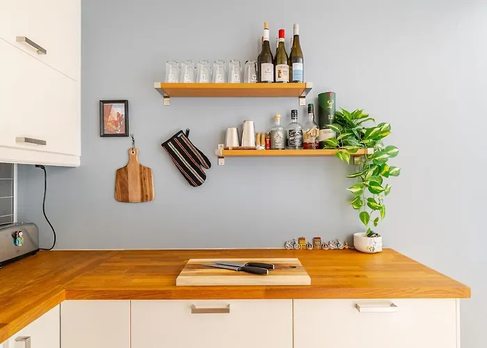 Beautiful 2-bedroom Διαμέρισμα *